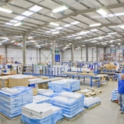 Distribution warehouse